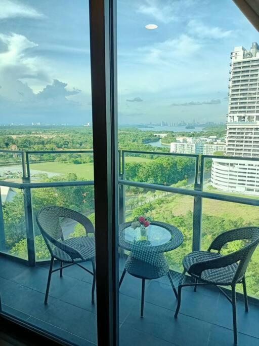 C0704 Almas Suite Seaview & Netflix Stay Nusajaya  Exterior foto